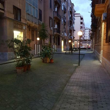 Palermo Inn Suite Екстериор снимка