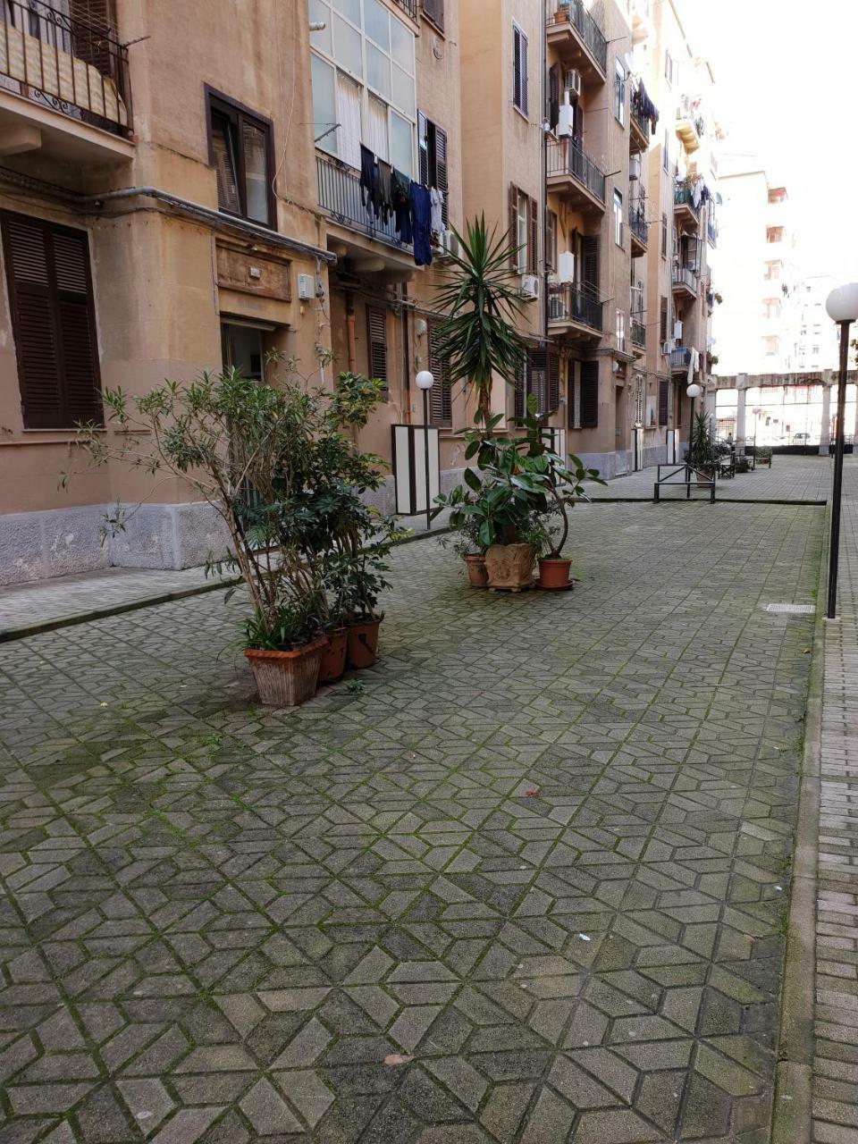 Palermo Inn Suite Екстериор снимка