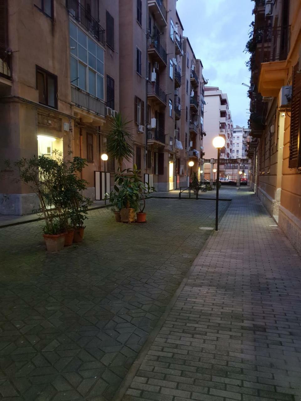 Palermo Inn Suite Екстериор снимка
